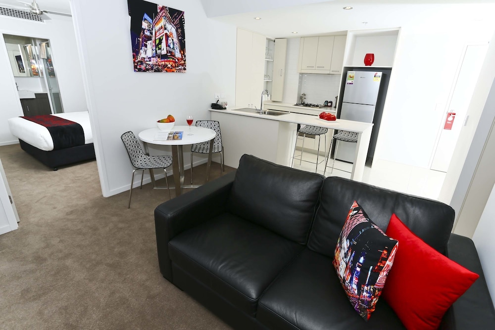 Apartment, 2 Bedrooms - Living Area
