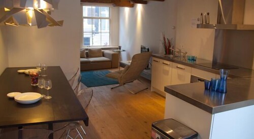 Apartment (Oude Leliestraat) - Living Area