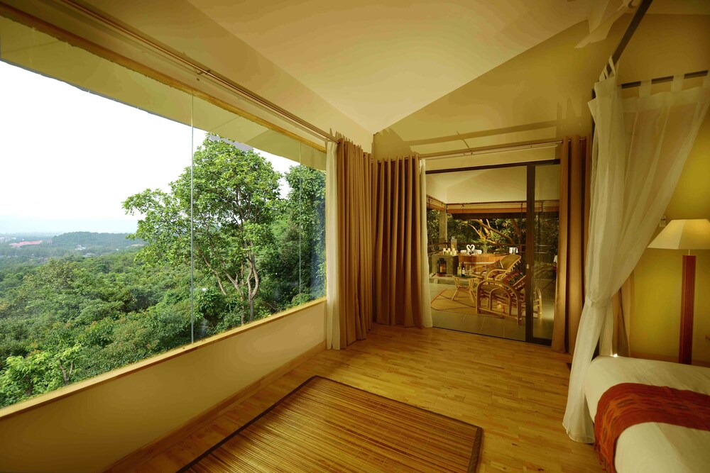 Guestroom View