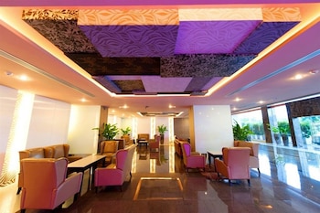 Hotel Lounge