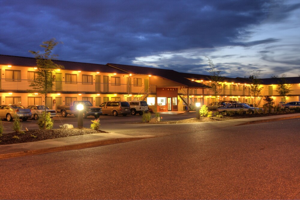 Hotel Front