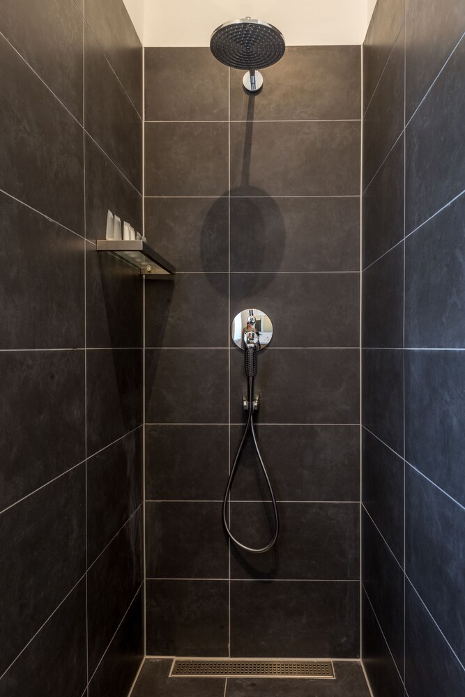 Ducha en el cuarto de baño