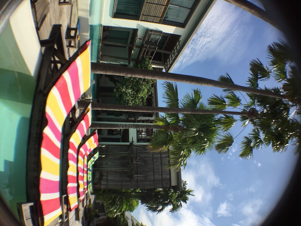 Sundeck