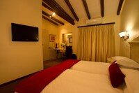 Standard Room, 2 Twin Beds