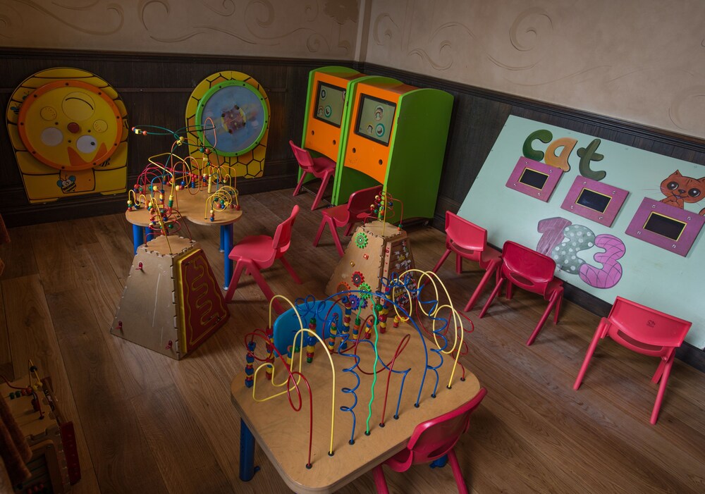 Childrens Play Area - Indoor