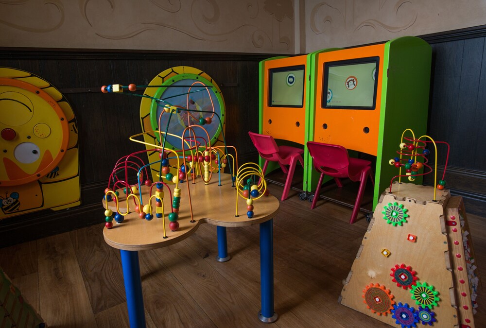 Childrens Play Area - Indoor