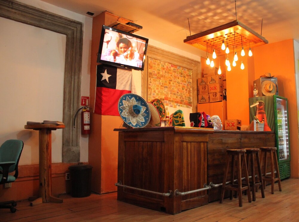 Hotel Bar