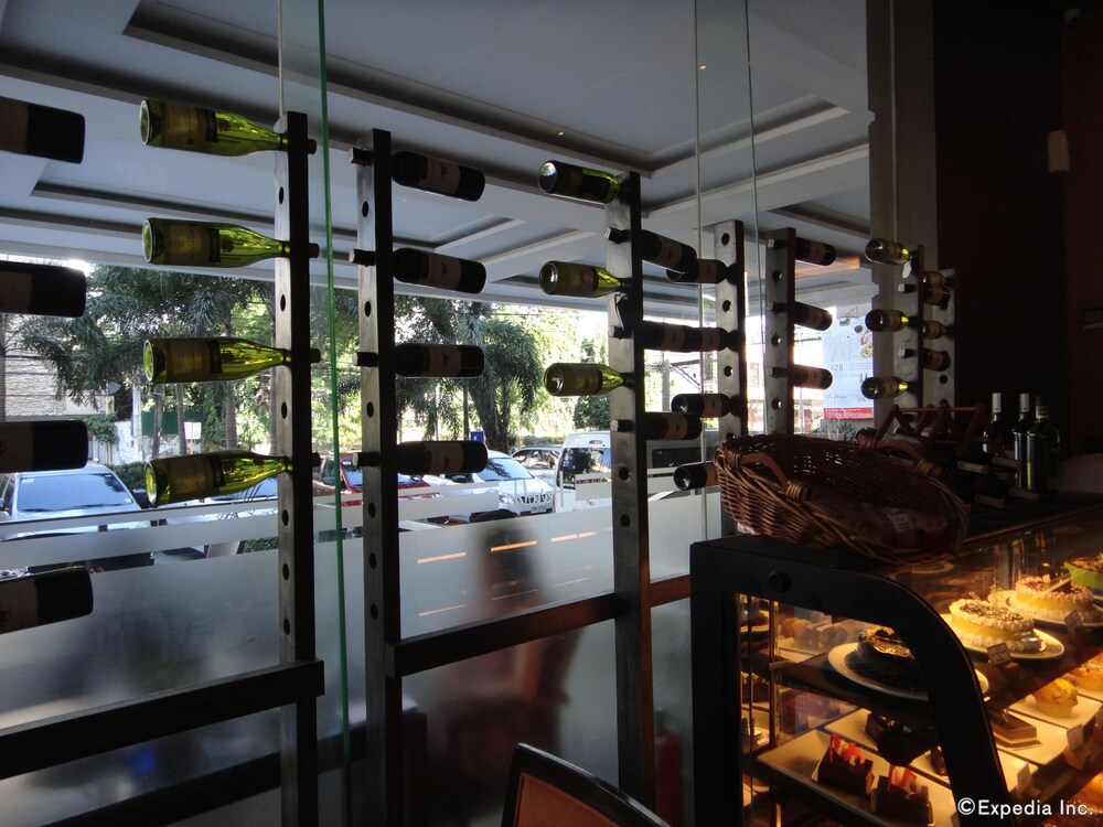 Hotel Bar