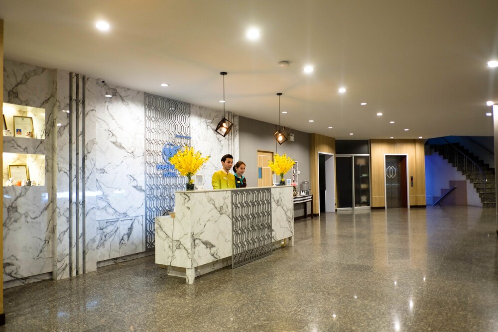 Check-in/Check-out Kiosk