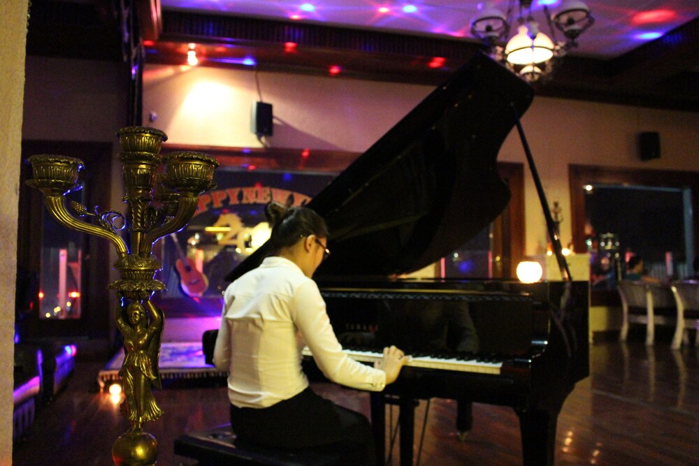 Hotel Bar