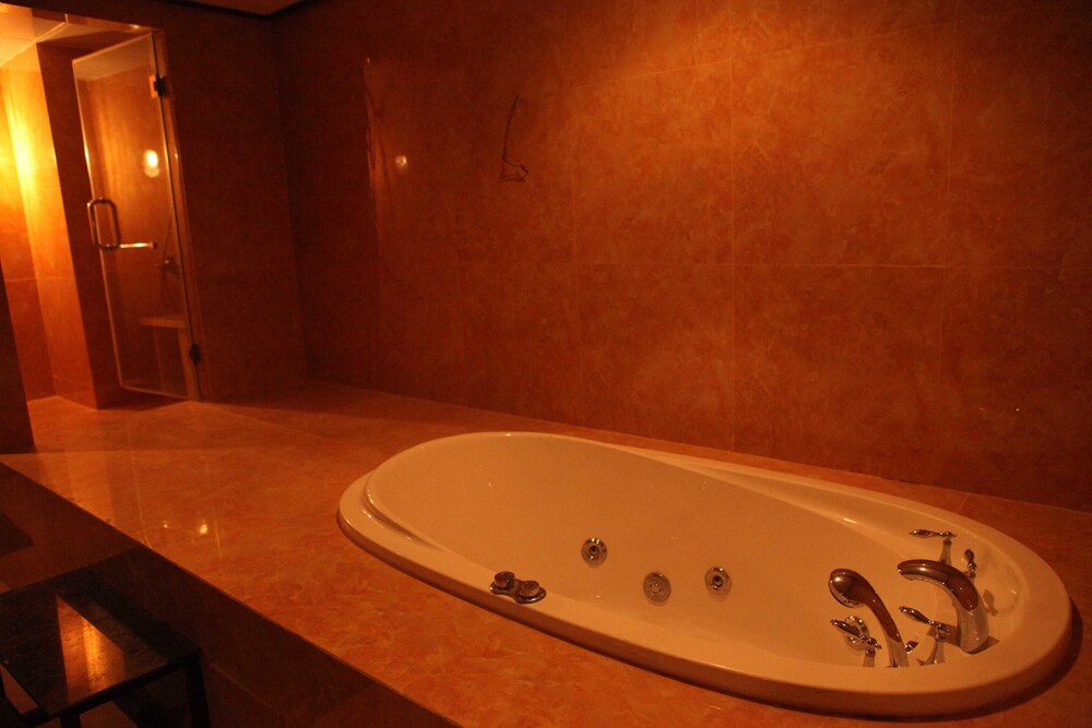Steam Room