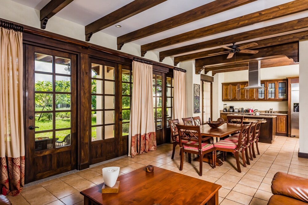 Luxury Villa, 3 Bedrooms, Garden View - In-Room Kitchen