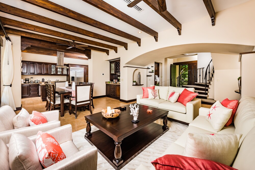 Luxury Villa, 3 Bedrooms, Garden View - Living Room
