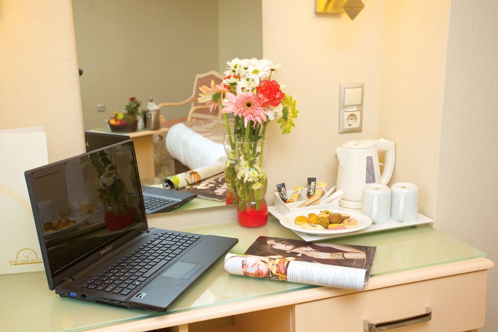 In-Room Business Center