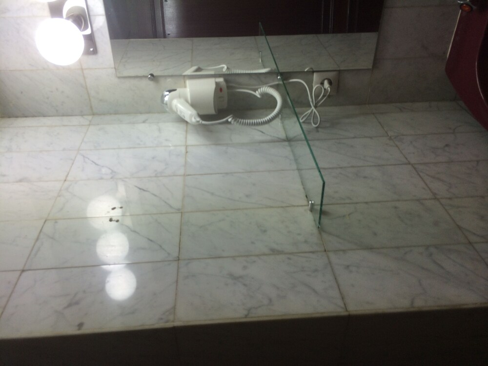 Economy Apartment, 1 Bedroom, City View - Guestroom