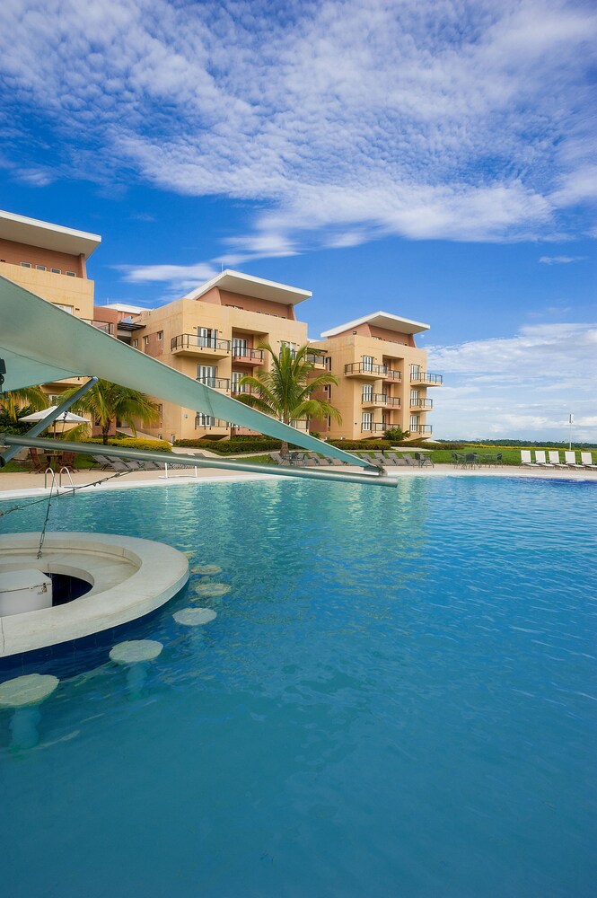 Poolside Bar