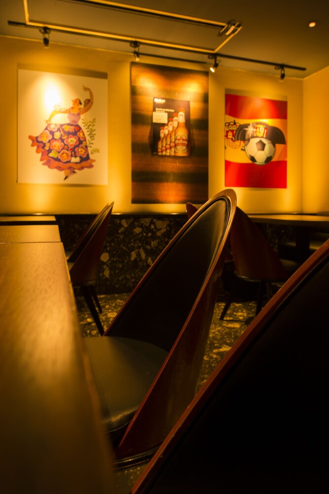 Hotel Bar