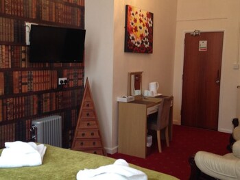 Guestroom