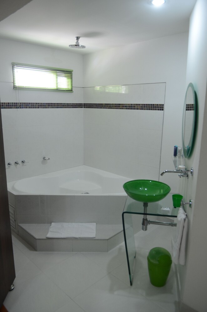 Jetted Tub