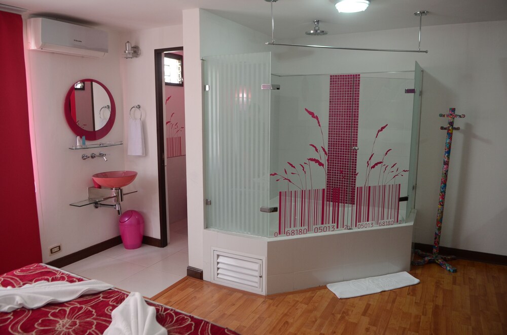 Jetted Tub