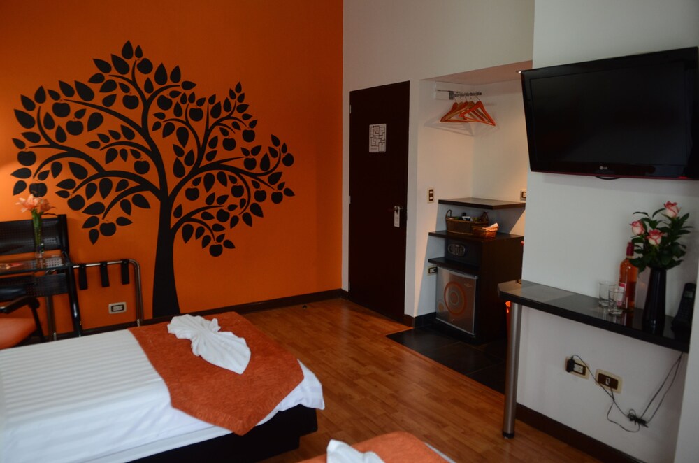 Guestroom