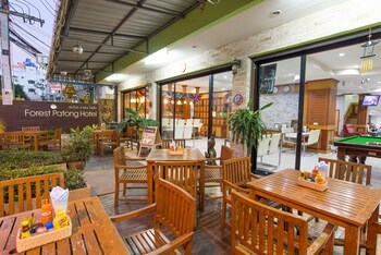 Food Court