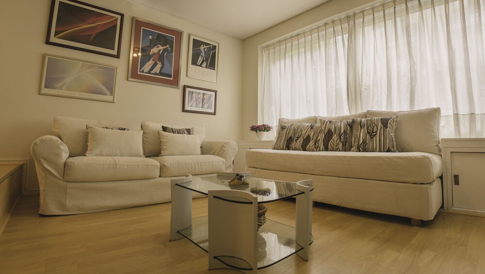 Studio - Living Room