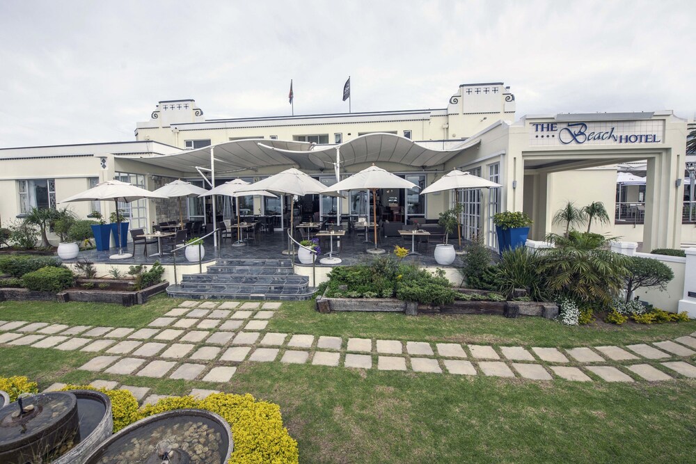 Hotel Bar