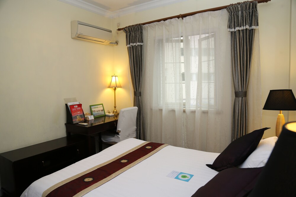 Superior Suite - Guestroom