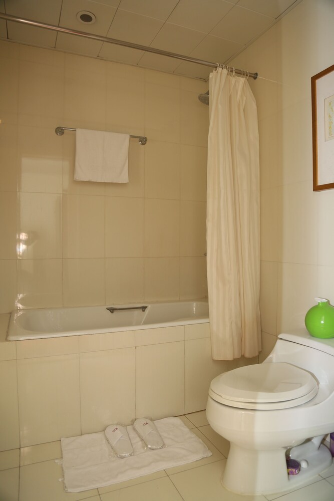 Standard Room - Bathroom