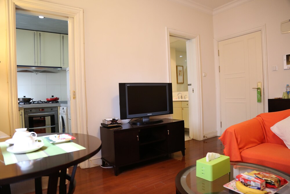 Deluxe Suite - Guestroom