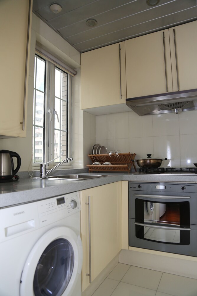 Deluxe Room - In-Room Kitchen