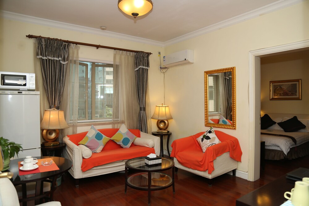 Superior Suite - Guestroom