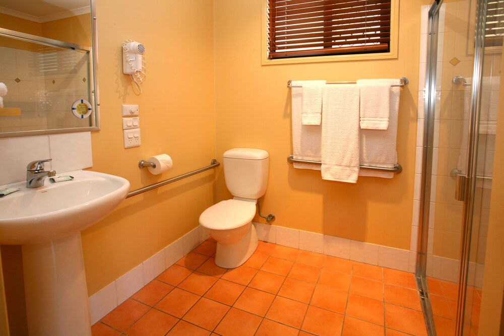 Lorikeet Lodge - Bathroom