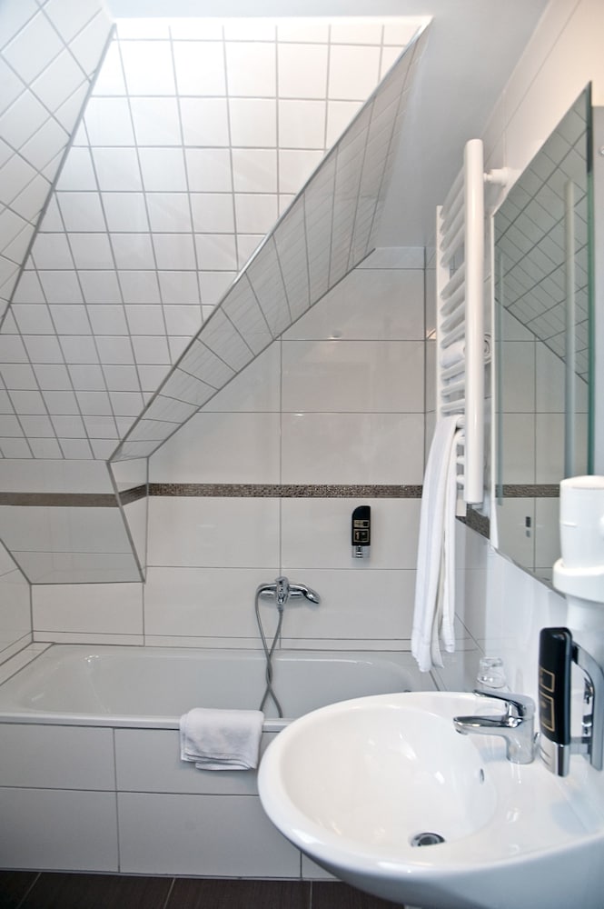 Hotel Villa Am Wasserpark Frankfurt Hotel Villa Am Wasserpark Frankfurt