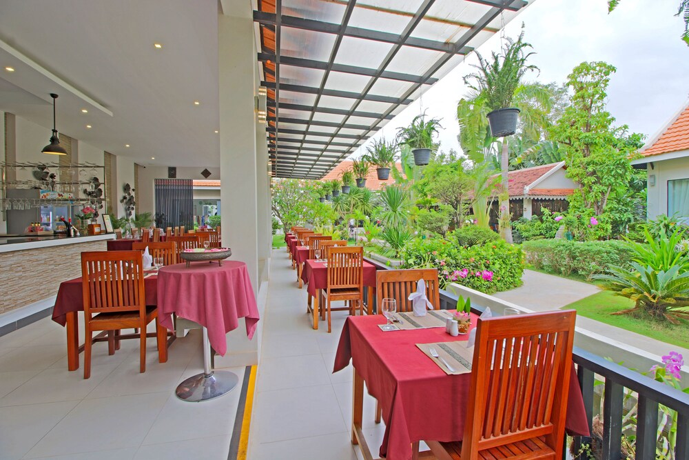 Hotel Bar