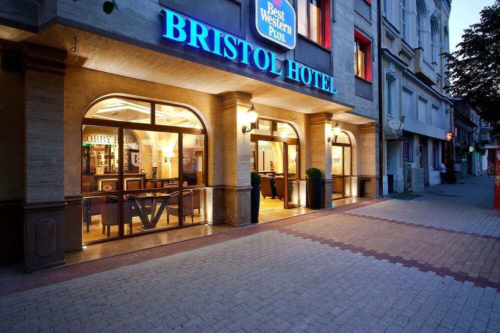 Hotel Front - Evening/Night