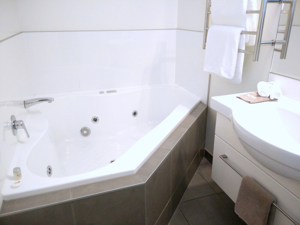Jetted Tub