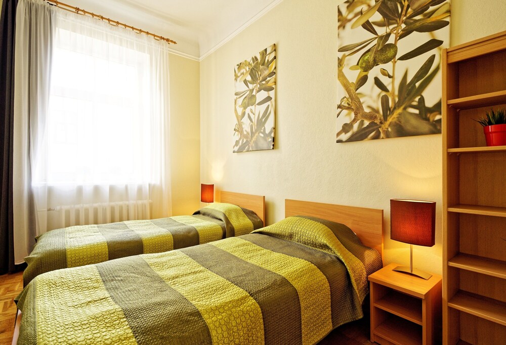 Apartment, 4 Bedrooms, Kitchen, City View - In-Room Amenity