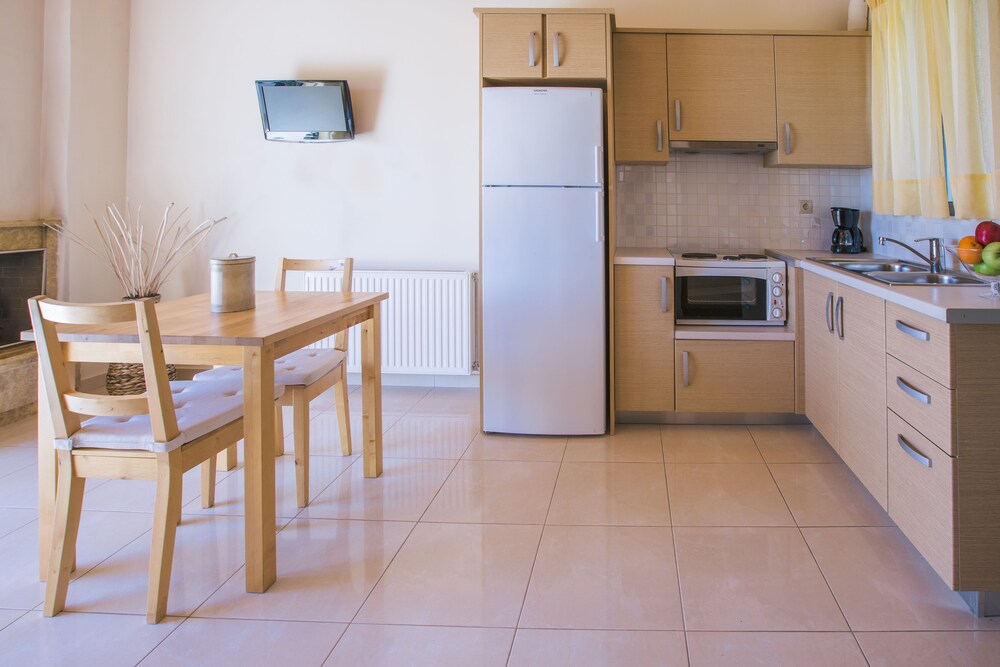 Studio - In-Room Kitchen