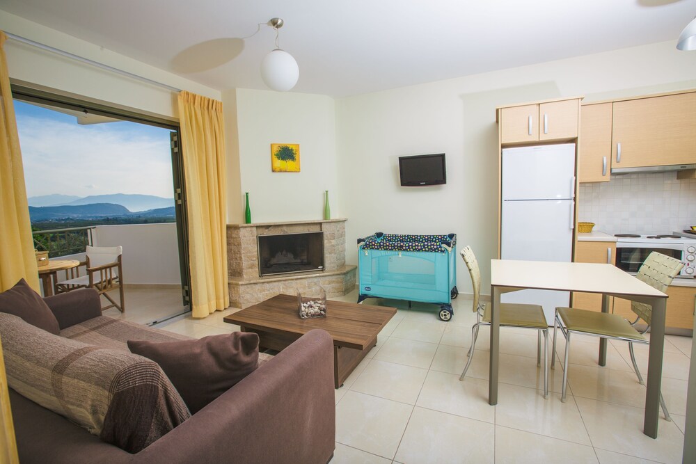 Superior Studio (2 Adults and 2 Children) - Living Room