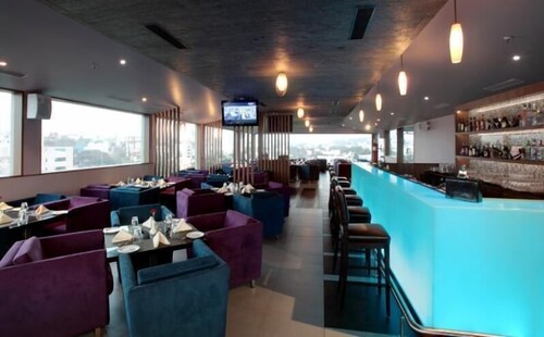 Hotel Bar