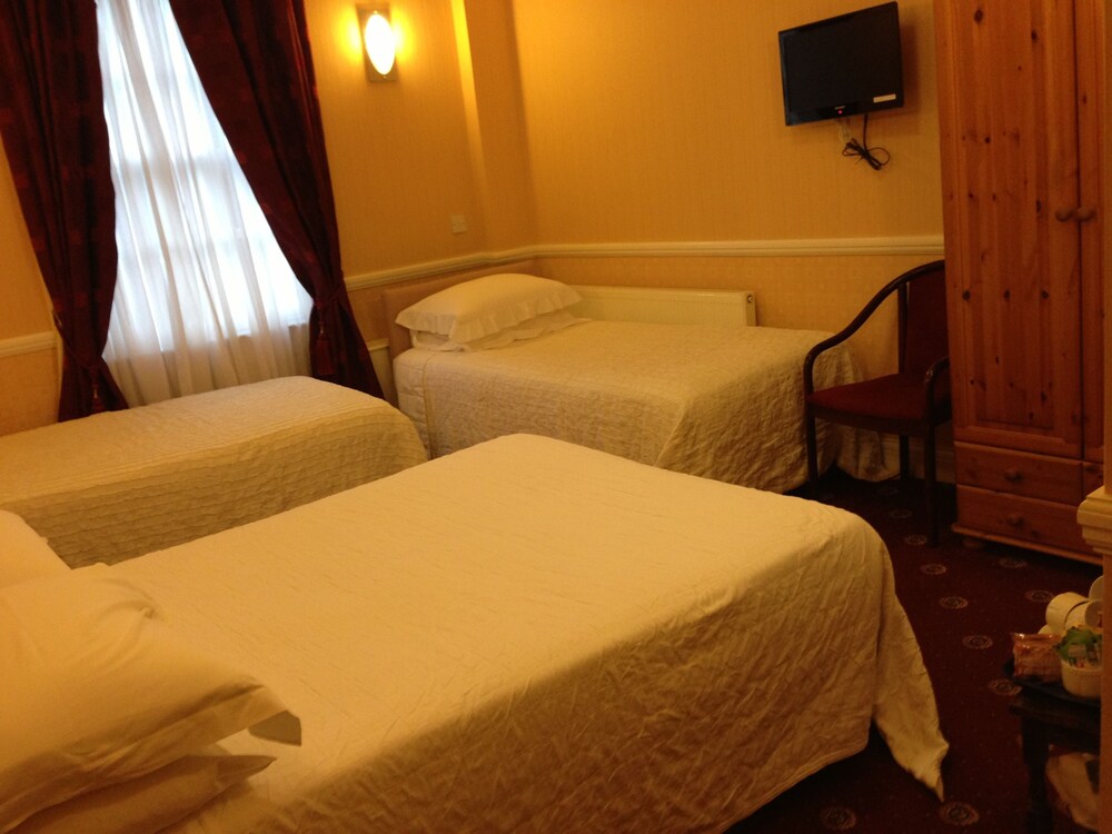 Guestroom