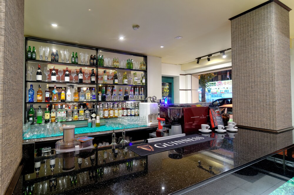 Sports Bar