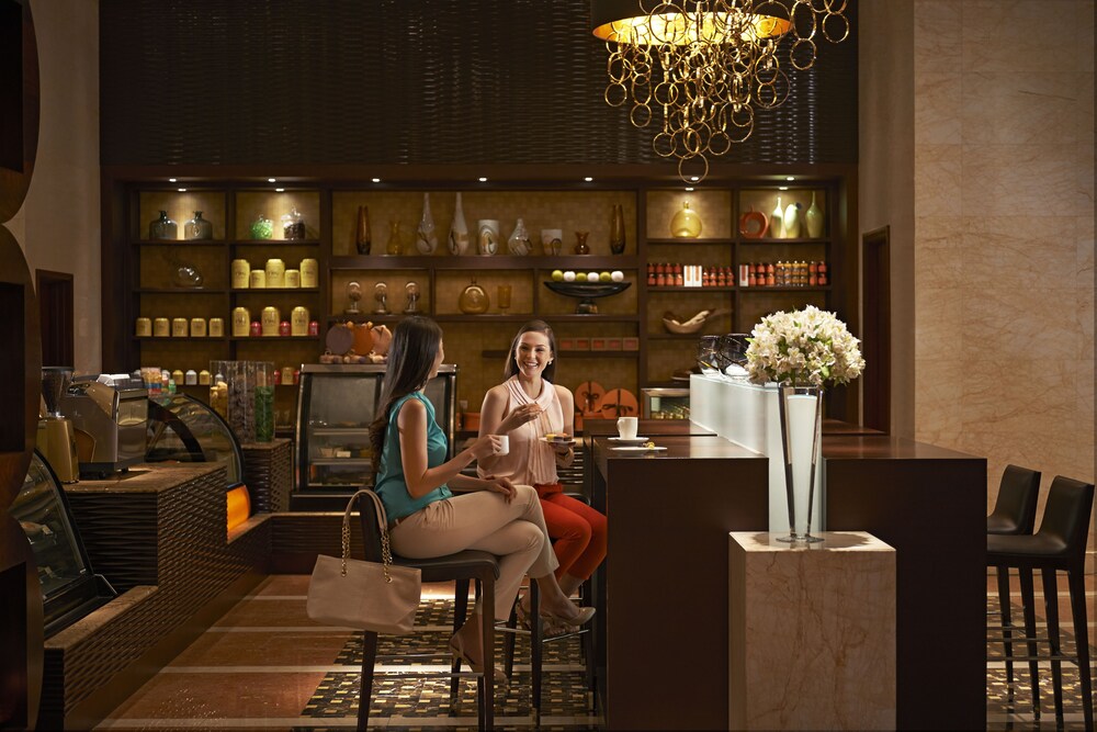 Coffee Shop