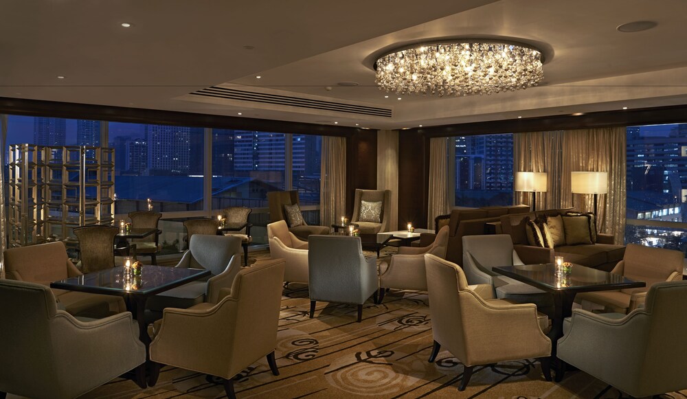 Executive Lounge