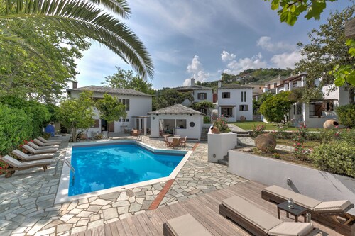 Aeolos Hotel & Villas -Pelion