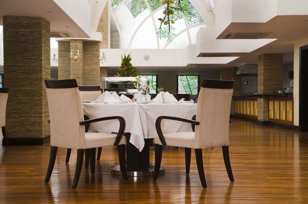 Family Dining