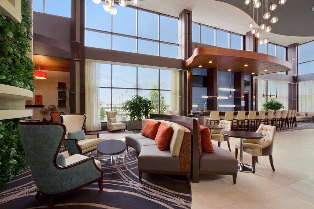 Hotel Lounge
