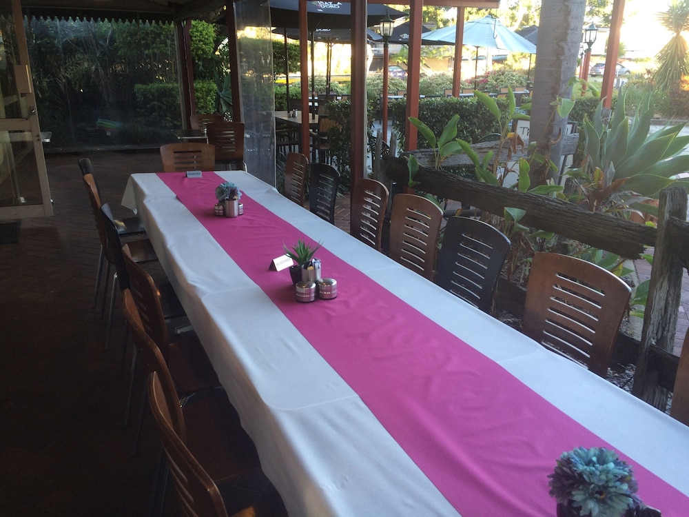 Family Dining